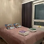 Center With Sauna 아파트 *